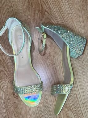 blue by betsey johnson mari block heel dress sandals Kids' Mari Champagne